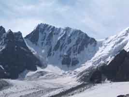 TIen Shan, Slonjonok peak